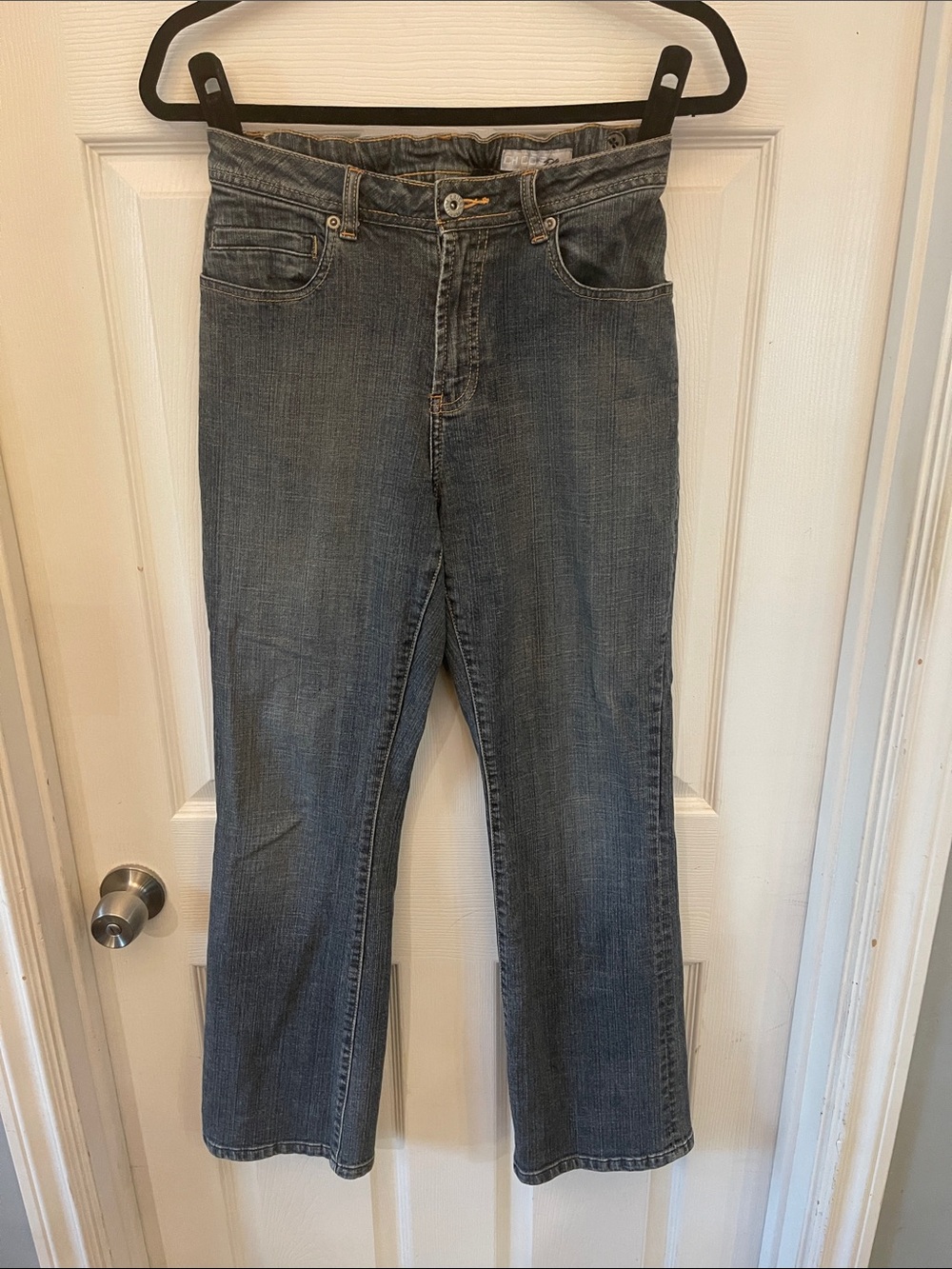 Chico's Platinum Women's Straight-Leg Jeans in Medium Blue